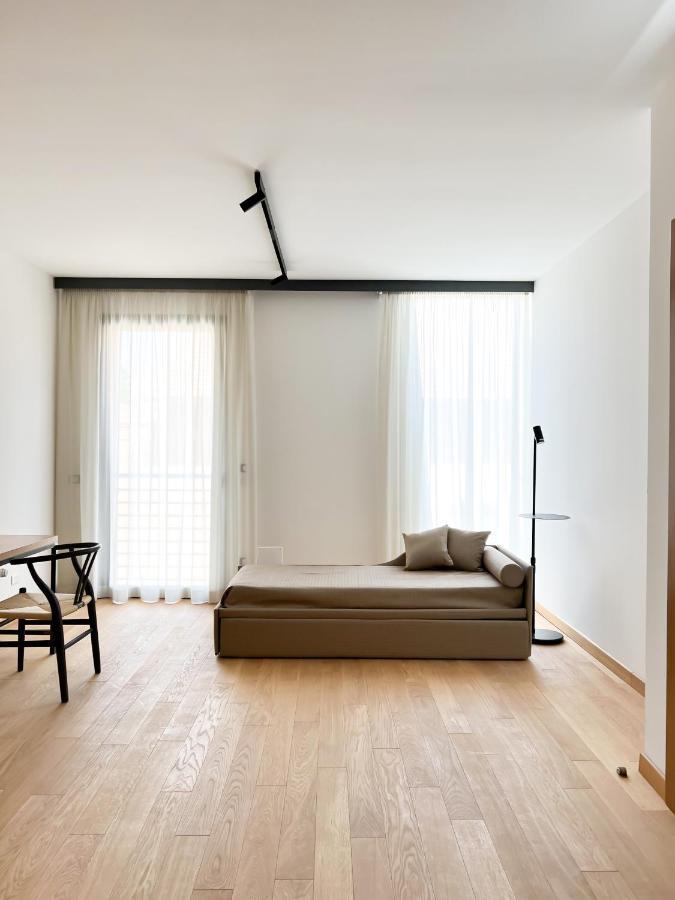 Glass House - Smart Rooms & Parking Lecce Extérieur photo