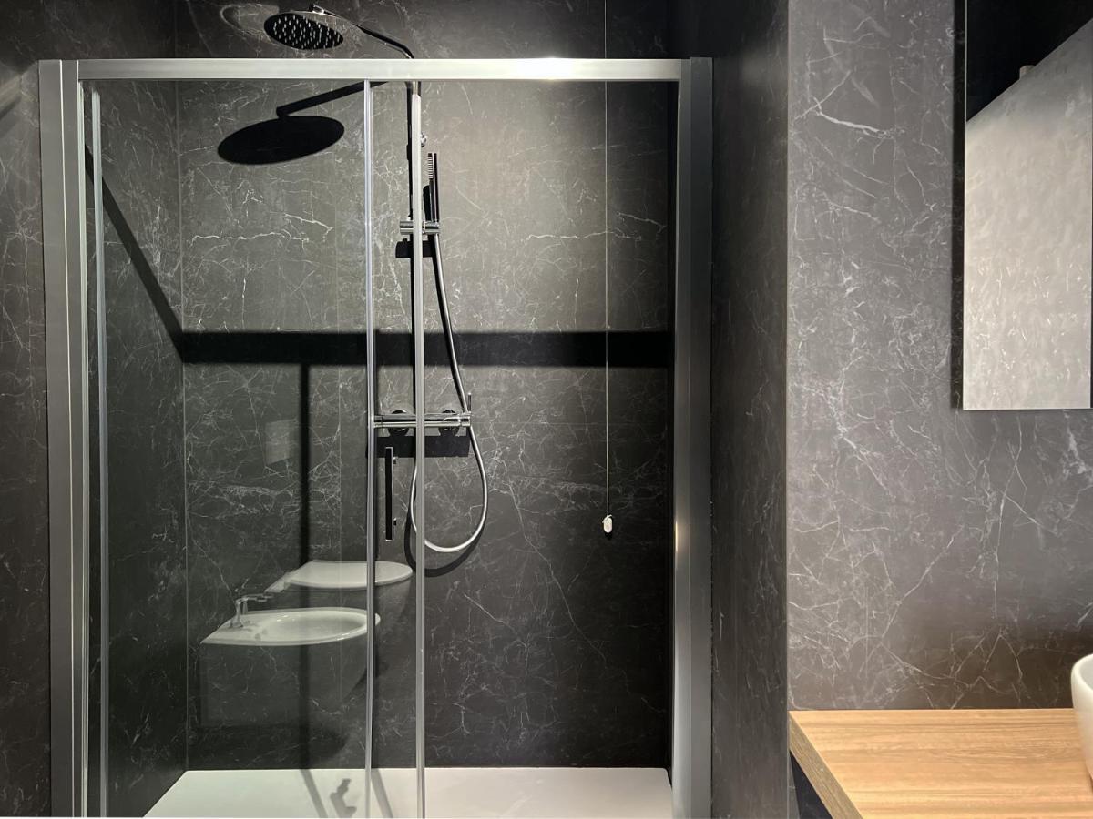 Glass House - Smart Rooms & Parking Lecce Extérieur photo