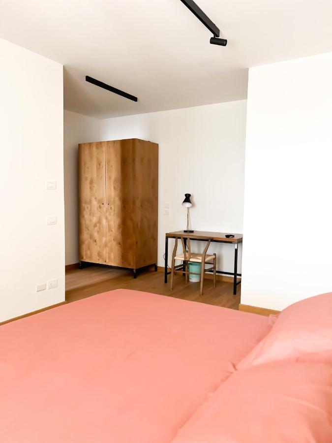 Glass House - Smart Rooms & Parking Lecce Extérieur photo