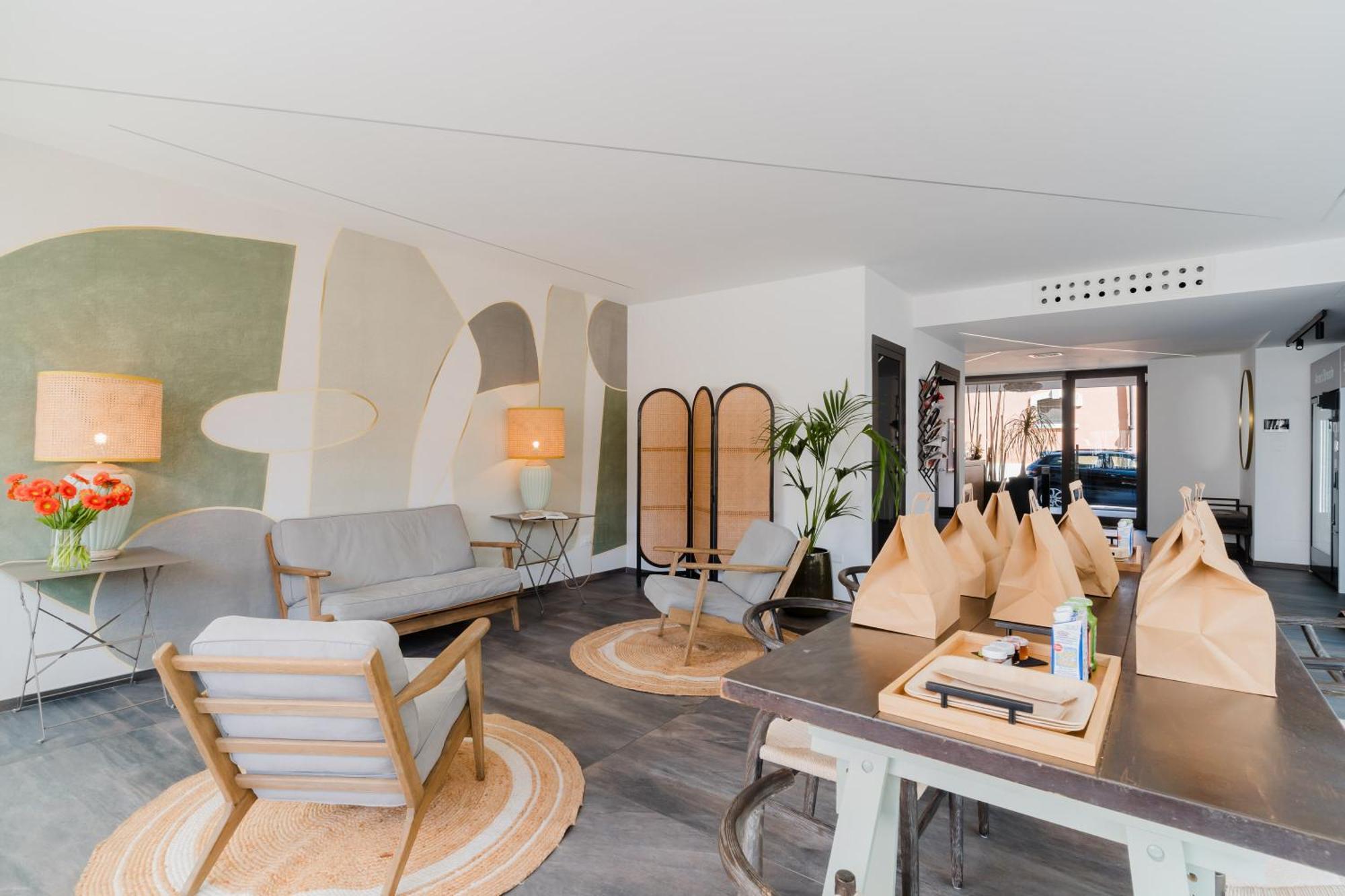 Glass House - Smart Rooms & Parking Lecce Extérieur photo