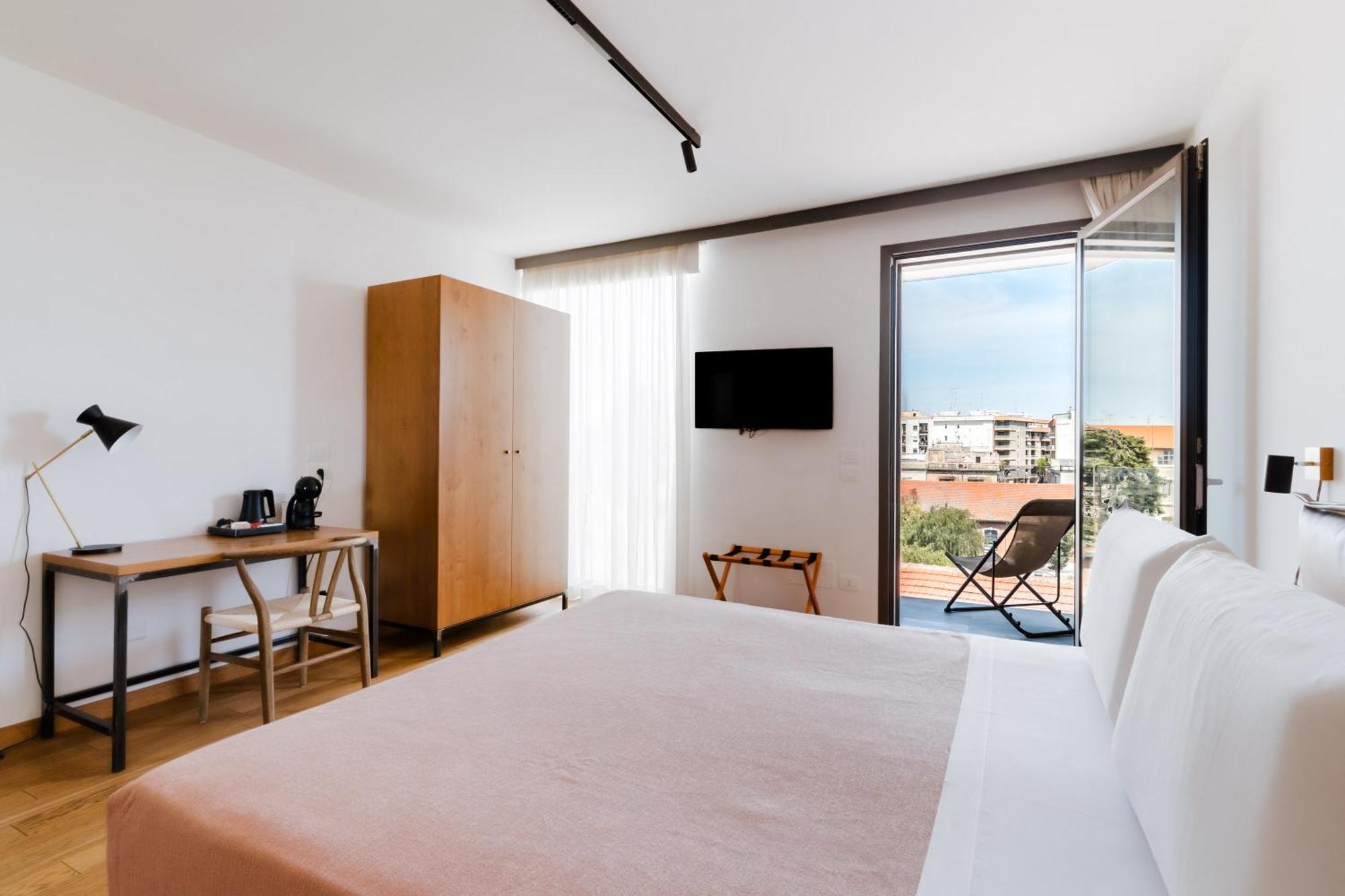 Glass House - Smart Rooms & Parking Lecce Extérieur photo