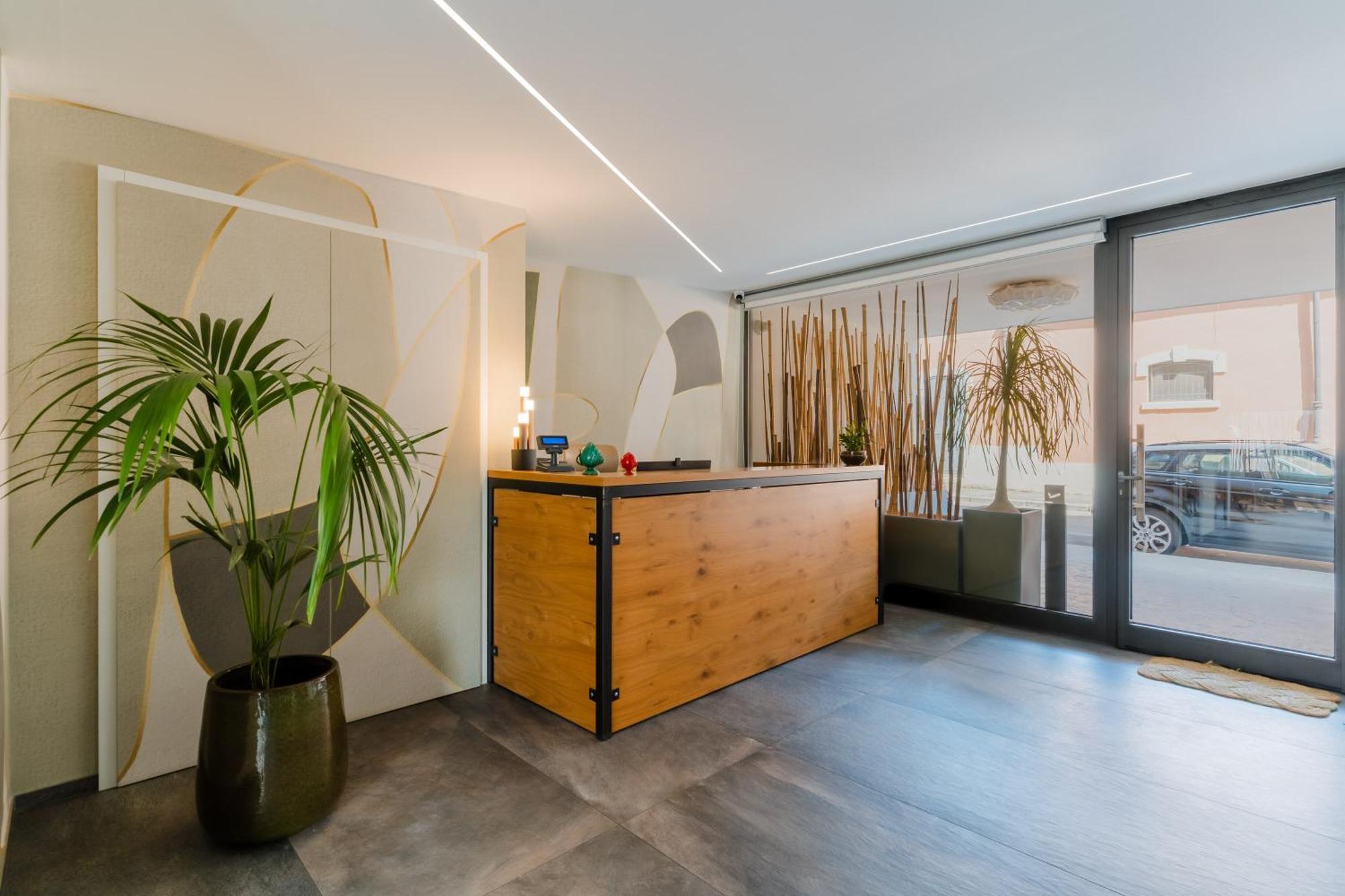 Glass House - Smart Rooms & Parking Lecce Extérieur photo